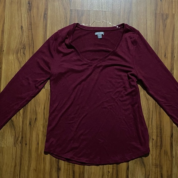 Falls Creek Women’s Long Sleeve V-Neck Cozy Shirt Size Medium - Picture 7 of 13